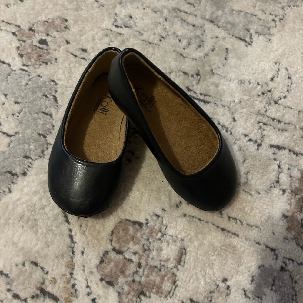 Kali toddler girl Classic Black Flats